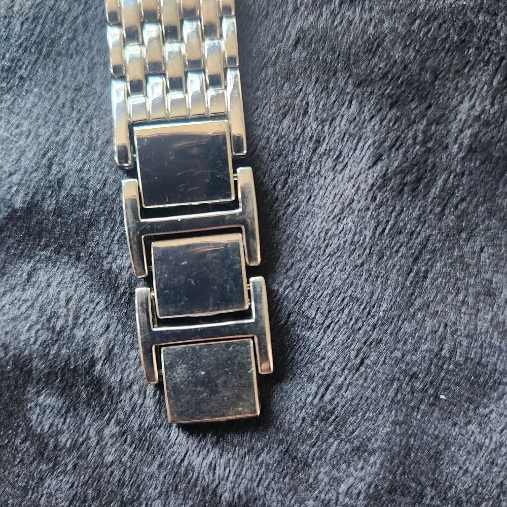 Quartz this unisex
